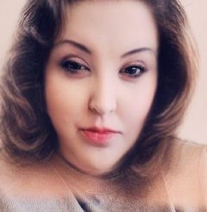 Meet your Posher, Angela